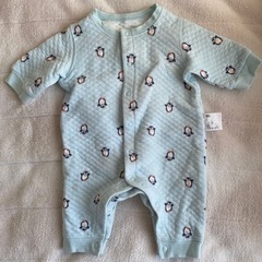 赤ちゃん　パジャマ　ロンパース