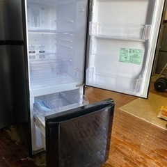 北九州市内配送無料　保証付き　三菱電機 MITSUBISHI ELECTRIC MR-P15Y-B [冷蔵庫 Pシリーズ （146L・右開き） サファイアブラック] 