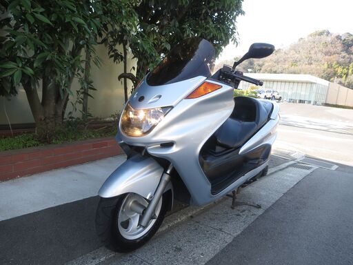 ヤマヤマハ　マジェスティ250(SG03J)　実働中古車　低走行　バッテリーフル充電済　ナンバー登録書類有り_画像3 ヤマハ　マジェスティ250(SG03J)　実働中古車　低走行　バッテリーフル充電済　ナンバー登録書類有り_画像4 ヤマハ　マジェスティ250(SG03J)　実働中古車　低走行　バッテリーフル充電済　ナンバー登録書類有り_画像5 ヤマハ　マジェスティ250(SG03J)　実働中古車