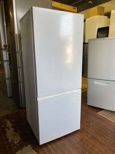 福岡市内配送無料　AQR-18G-W 冷蔵庫 ミルク [2ドア /右開きタイプ /184L]