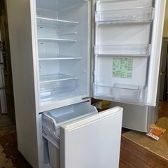 北九州市内配送無料　保証付き　201L 2019年式　冷蔵庫 ホワイト AQR-20JBK-W [2ドア /右開きタイプ /201L]