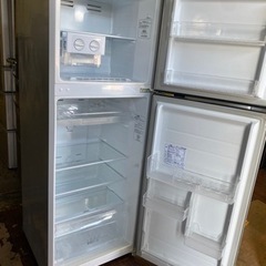 北九州市内配送無料　保証付き　227L HR-B2301 冷蔵庫 シルバー [2ドア /右開きタイプ /227L] 