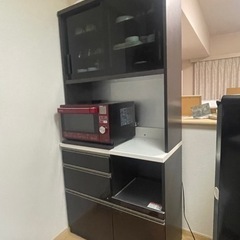 【ネット決済】食器戸棚　TOKYOインテリア鏡面仕上げ　超美品！