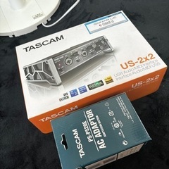 TASCAM US-2×2 オーディオインターフェース