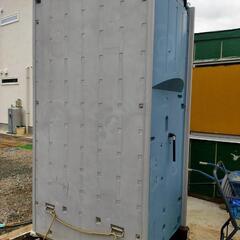 屋外用水洗式トイレ