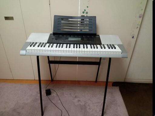 電子ピアノ他おまけ付き　CASIO  CTK-4200