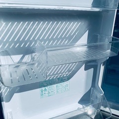 ♦️SHARPノンフロン冷凍冷蔵庫 【2017年製 】SJ-W351C-S