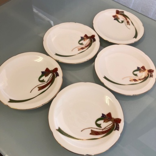 桂由美 創作華窯 小皿 プレート パン皿 食卓 食器 まとめ売り 5枚セット 白 金色 リボン お祝い 食事 祝福 中古品 ラスト1点 激安