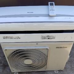 予約済み シンプルなエアコン 2021年製アイリス IRA-2204R 6~８畳 中古美品 即時取付¥9,000～