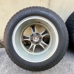 グッドイヤー アイスナビ7 スタッドレスタイヤ　205/60R16