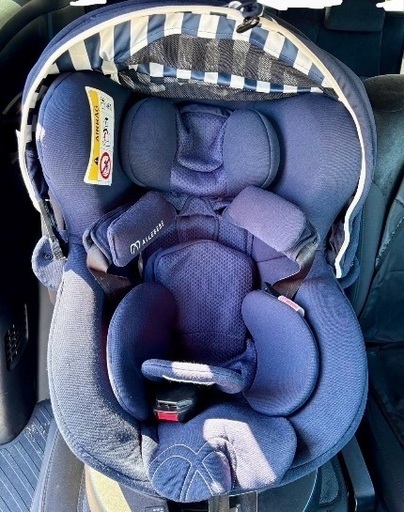 エールべべ　クルット5 Oui チャイルドシート　ISOFIX