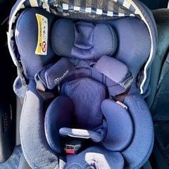 エールべべ　クルット5 Oui チャイルドシート　ISOFIX