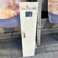 ロッカーの扉