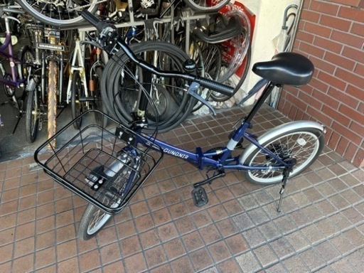 ★美品★20インチ　外装6段変速　ledオートライト　カゴ付き折り畳み自転車　ブルー