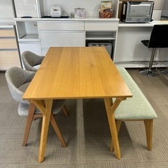 【超美品‼️】定価13万♪ 大川家具 140cm幅4人掛けダイニングテーブルセット 片側ベンチ 関家具 木製ブラウン♪