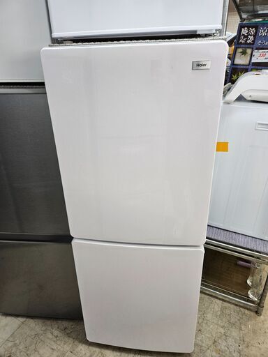 リサイクルショップどりーむ荒田店 No10542　お買い得品！　ハイアール　2ドア冷蔵庫　2017年製　容量148L　1人暮らしに最適なサイズです♪