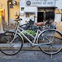 ママチャリ　２６インチ　美品　カゴ　ライト　付き　シルバー　配達可能 ママチャリ 26インチ 3変速 ライト カゴ 付き シルバー 配達可能