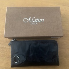 新品！マトゥーリ　長財布