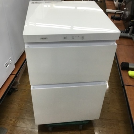 #C-22【ご来店頂ける方限定】AQUAの冷凍庫です