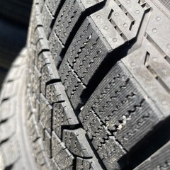 スバル純正ホイール付きスタッドレスタイヤ