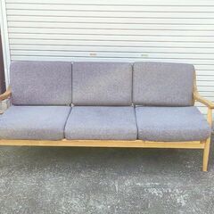 完売！送料設置無料【熊本限定】2022年購入品 関家具 クラッシュゲート アルネ ARNE３人掛けソファ 定価 : 170,500円 特別出品 超美品 
