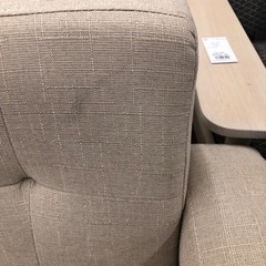 シンプルなコンパクトソファーのご紹介！！