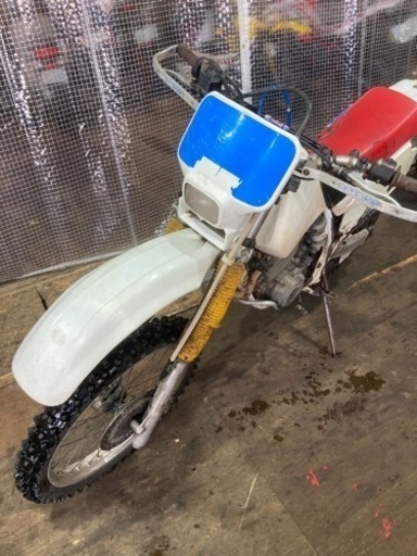 売約済みホンダ XR250R ME06 エンジン実働　書類有り　中古　レストア　部品取りに！ 売約済みホンダ XR250R ME06 エンジン実働 書類有り 中古 レストア