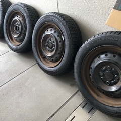 スズキ純正ホイール 155/65R/14 スタッドレスタイヤ8部山