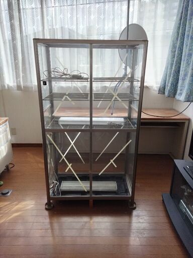 室内用ガラス温室