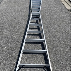 アルミ脚立　ハシゴ