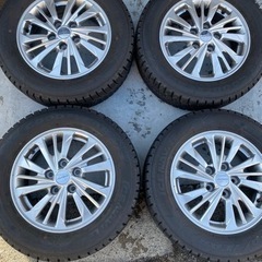 取引中‼️スタッドレスタイヤ 195/65R15