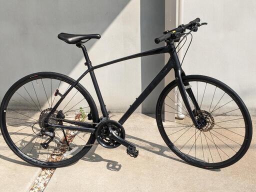 【新生活に！】GIANT escape RX DISC 2021 タイヤ新品！