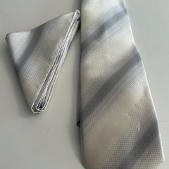 結婚式用 ネクタイ&ポケットチーフ