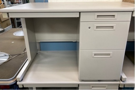 コクヨ 片袖机 カギ有 デスク 中古