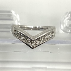 Pt900 プラチナ900 ダイヤモンドリング 4g ダイヤ 0.25ct V型リング