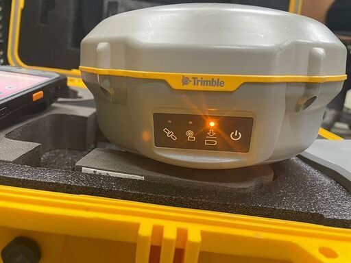 ニコン トリンブル Trimble R8s GNSS 2周波 GNSS受信機 FZ-N1 PDA (SKY