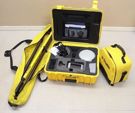 ニコン トリンブル Trimble R8s GNSS 2周波 GNSS受信機 FZ-N1 PDA (SKY Cotroller) R8s用バッテリー2個､FZ-N1用予備バッテリー1個 (J1374knxxY)