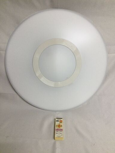 【北見市発】シャープ SHARP LEDシーリングライト DL-C306V 2012年製 白 (E2543aykY)