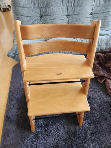 ストッケ　トリップトラップ　STOKKE TRIPP TRAPP