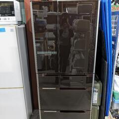 HITACHI 大容量 620L 6ドア大型冷凍冷蔵庫 R-A6200-1(XT)型 2011年