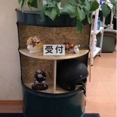 ドラム缶　テーブル　棚　レトロ感　おしゃれ棚　リメイク