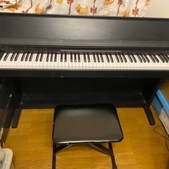 【ネット決済】楽器 鍵盤楽器、ピアノ　KAWI    
