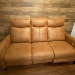 電動リクライニングソファー キャメル 三人掛け ミルクリーク