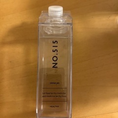 スリーコインズ　水筒