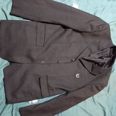 玉出東中学校の男子制服です。