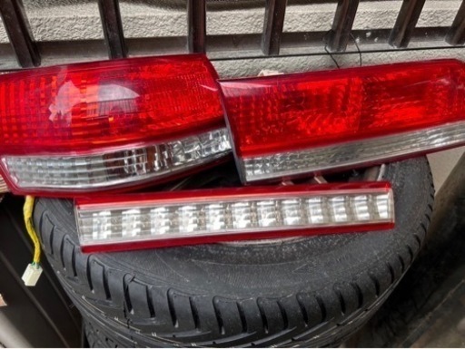 JZX100 マークII 後期グランデテールランプ1式 マークIIテールランプ1式売ります JZX100 マークII 後期グランデ