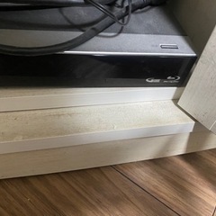 液晶テレビ(パナソニック) .ブルーレイディスクレコード、テレビ台