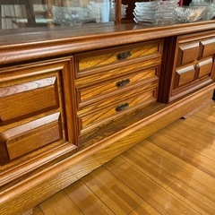 大川家具職人手作りのキャビネット