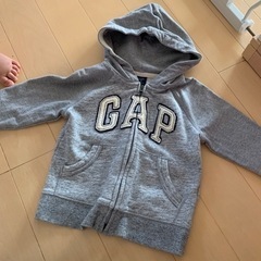 GAP パーカー