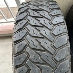 マッドタイヤ４本セットホイール付き‼️ LT265/70R/17